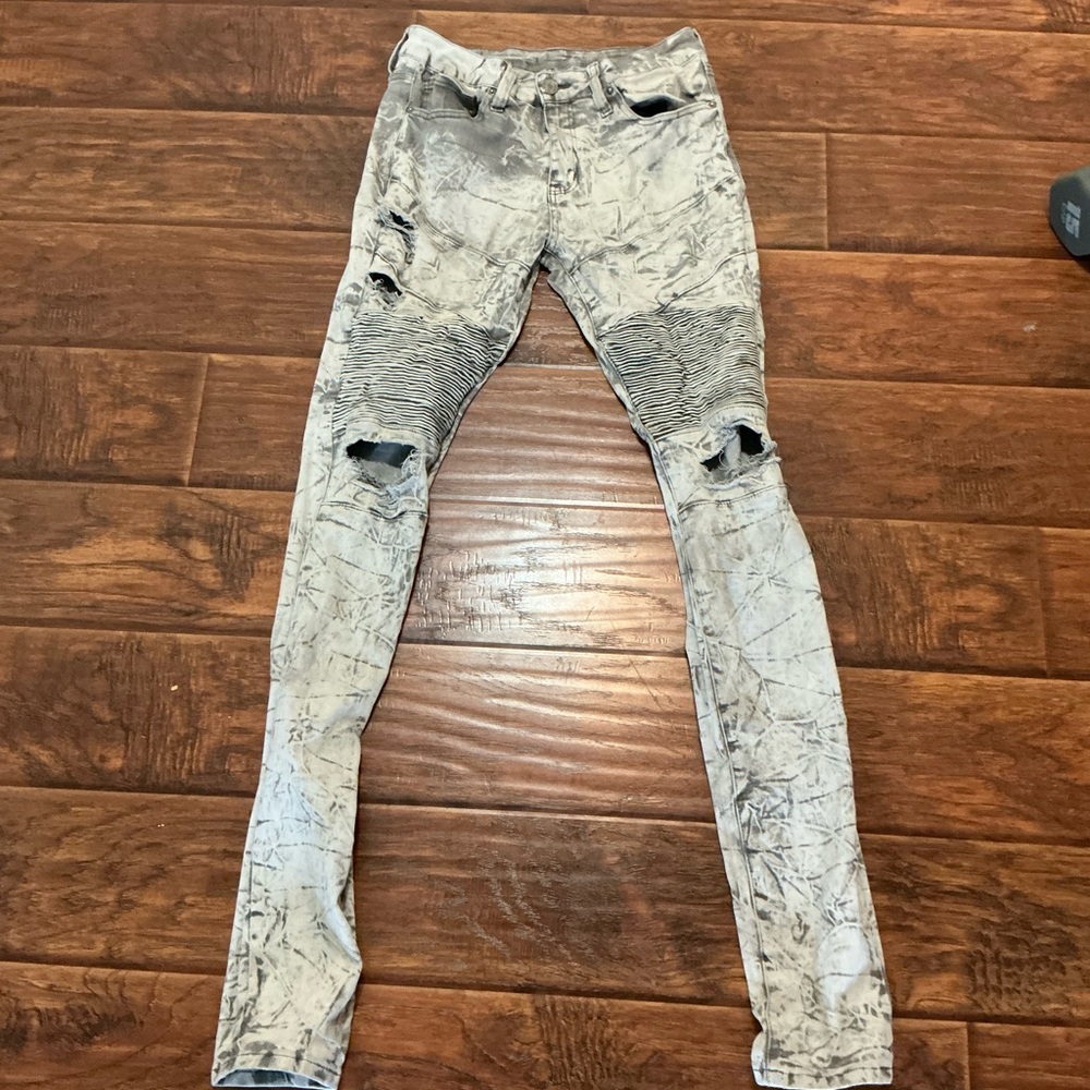 Gray Skinny Distressed Jeans with Tapered Leg